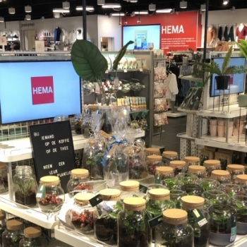 hema instore displays